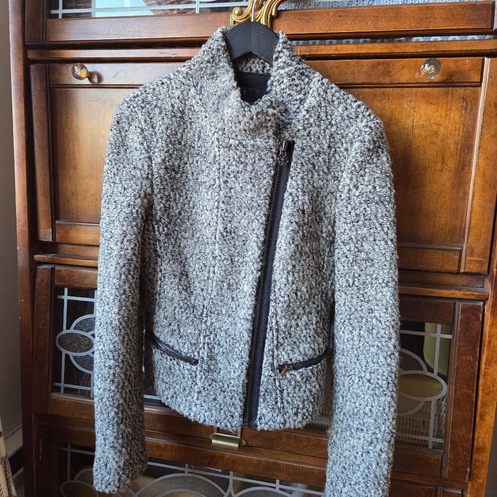 Beautiful Maison Scotch asymetric zip jacket